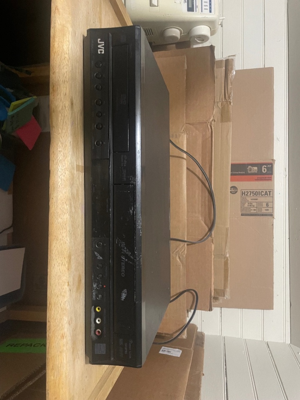 JVC HR-XVC11B DVD/VCR Combo Player